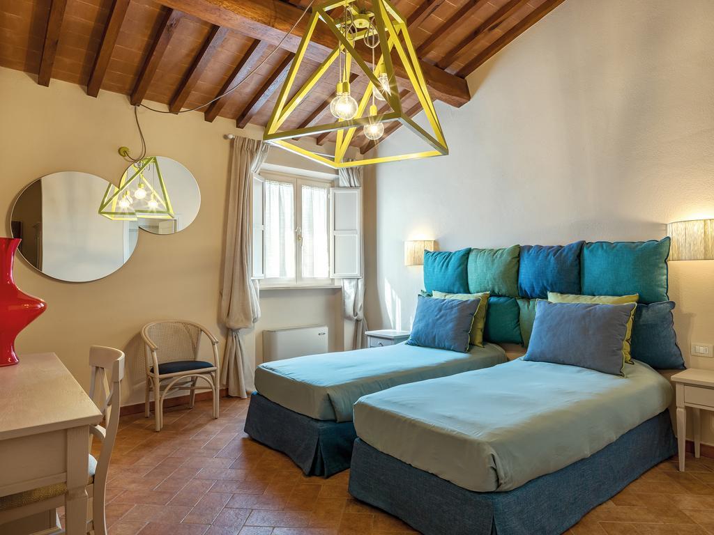 Resort Casale Le Torri Понсакко Экстерьер фото