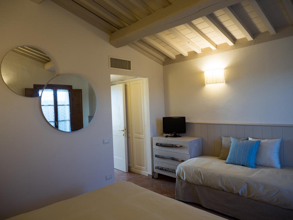 Resort Casale Le Torri Понсакко Экстерьер фото