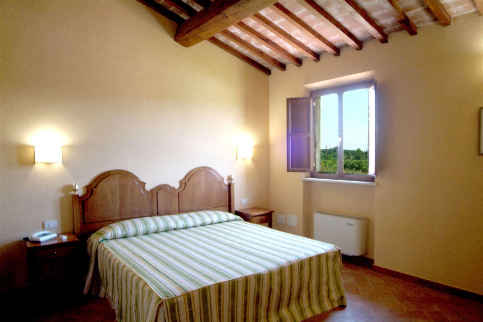 Resort Casale Le Torri Понсакко Экстерьер фото