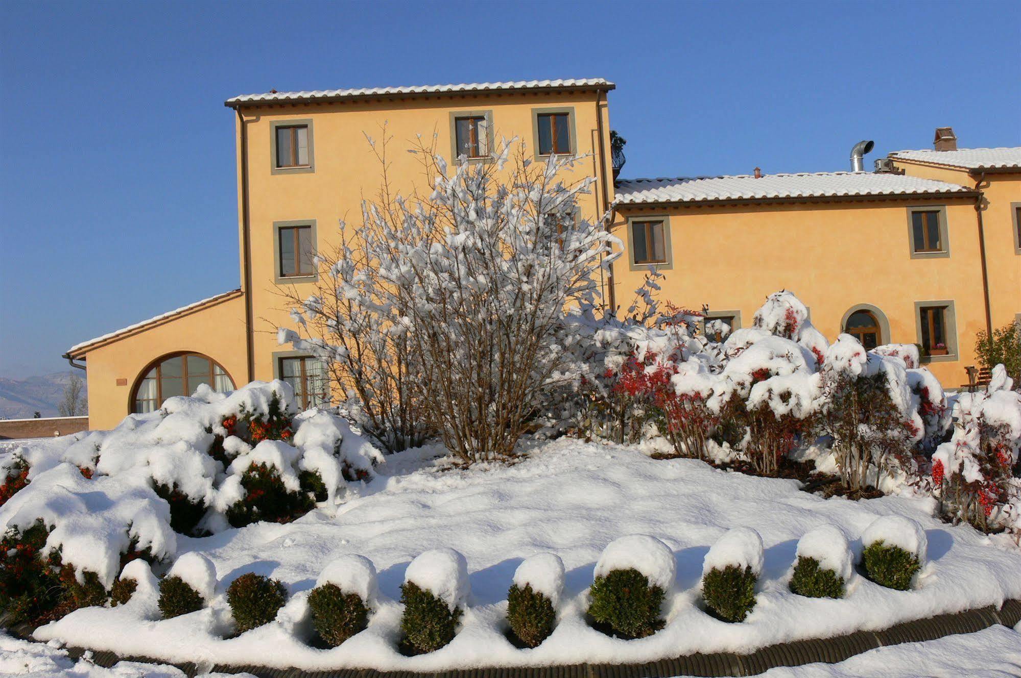 Resort Casale Le Torri Понсакко Экстерьер фото